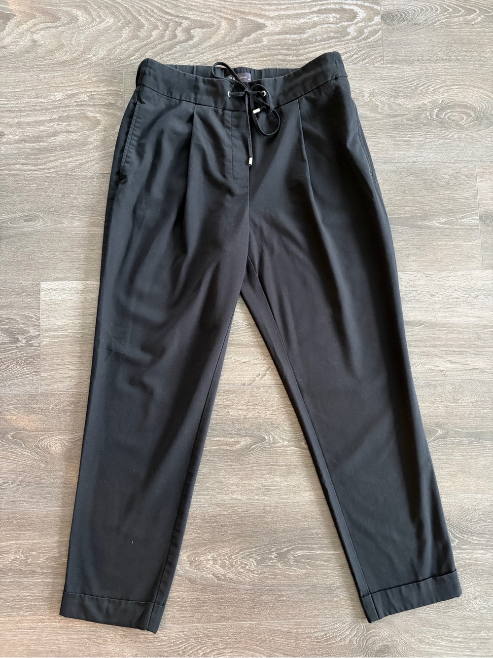 Women’s Black Drawstring Tapered Pants